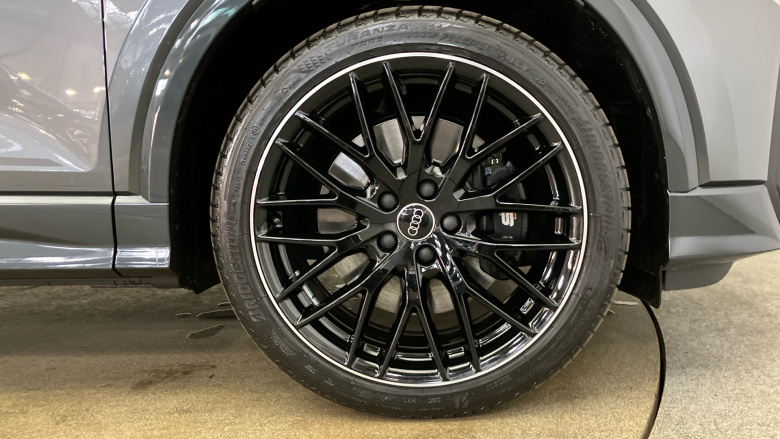 Audi Q2 SQ2 Quattro Black Edition 5dr S Tronic Petrol Estate